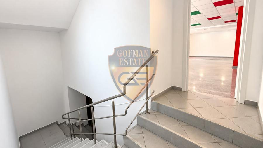 Spațiu comercial, de 580 mp, în Central