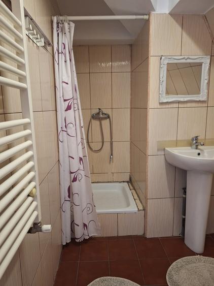 Apartament cu 2 camere decomandat în Brâncoveanu
