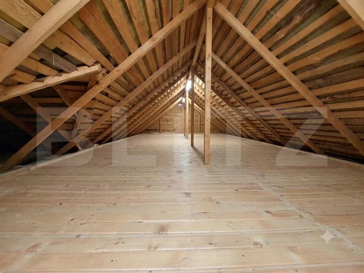 Casă cu 3 camere cu Teren 1903 Mp în Vechea