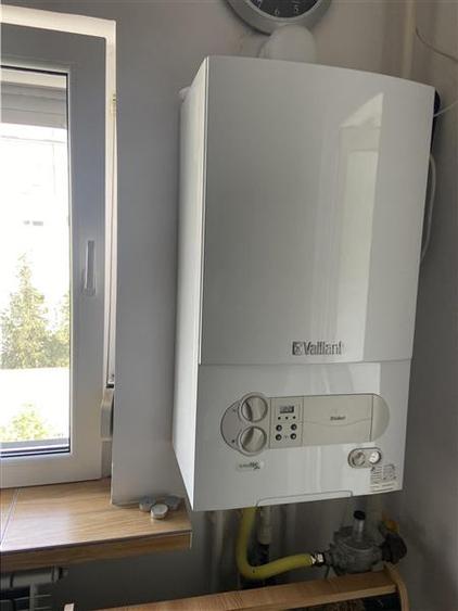 Apartament cu 2 camere decomandat, mobilat în Ultracentral