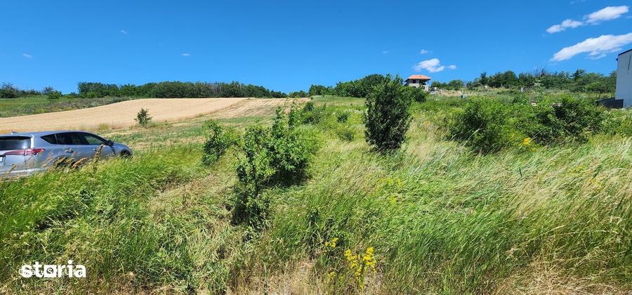 Teren de 650 mp, în Breazu