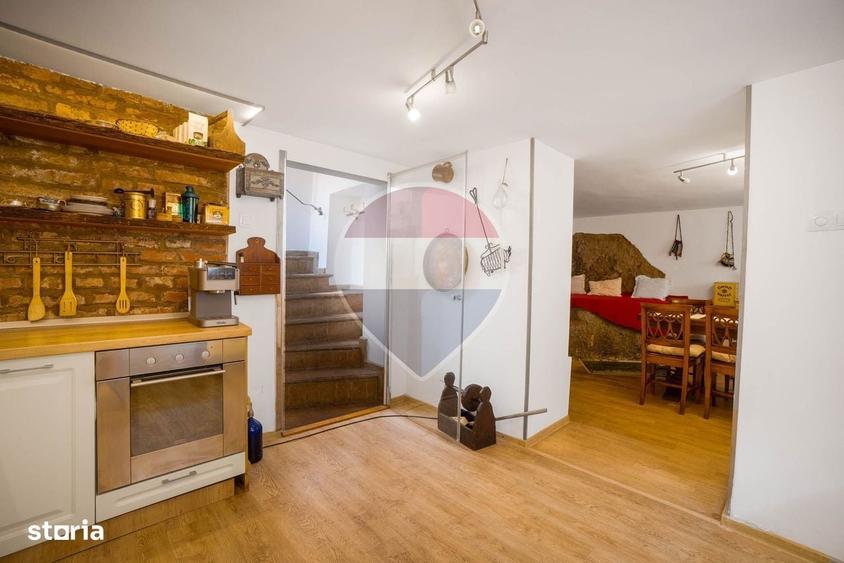 Vila individuala 8 camere, str. Horia, la 800 metri de Piata Sfatului - 5