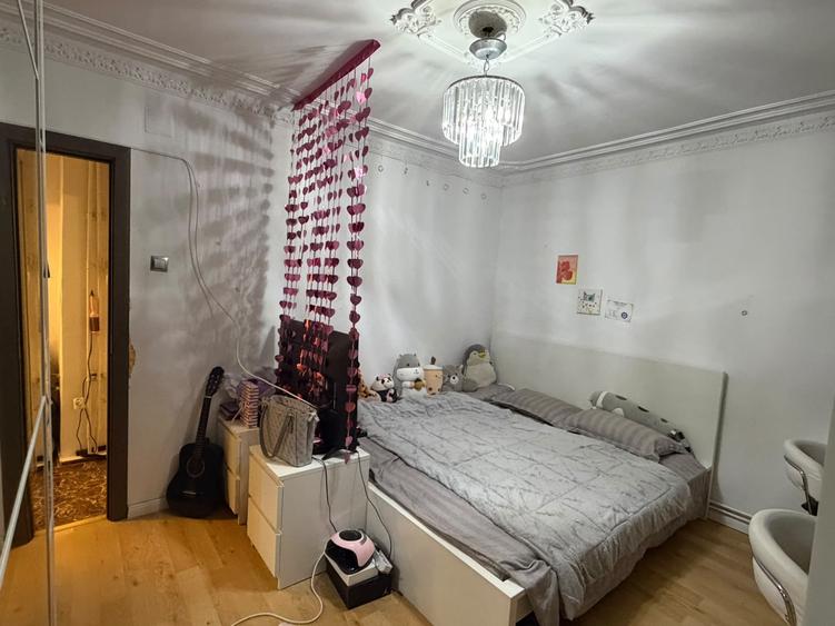 Apartament cu 3 camere decomandat, mobilat în Sebastian