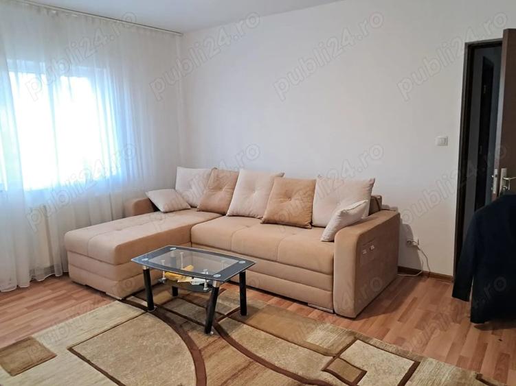 Apartament cu 2 camere semidecomandat în Vitrometan