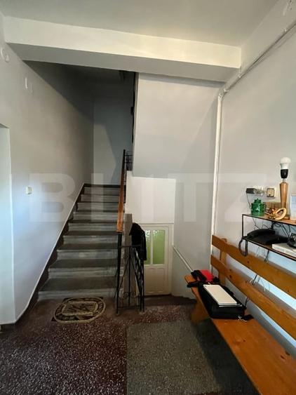 Casă individuală cu 3 camere cu Canalizare în Dâmbul Rotund
