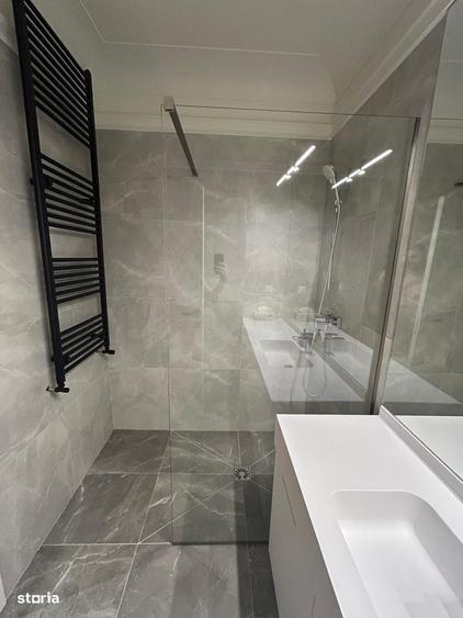 Apartament cu 4 camere în Ciupercenii Noi
