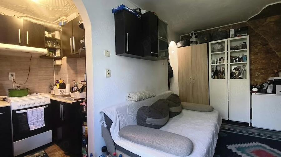 Apartament cu 2 camere semidecomandat în Dacia
