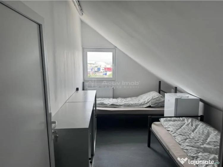 Casă cu 20 camere cu Teren 300 Mp în Central