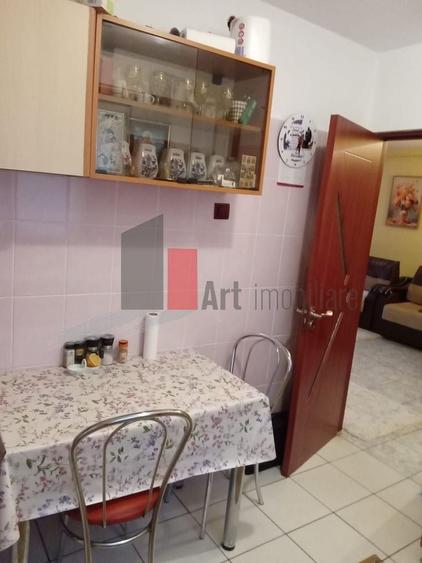 Apartament cu 2 camere decomandat în Giurgiului