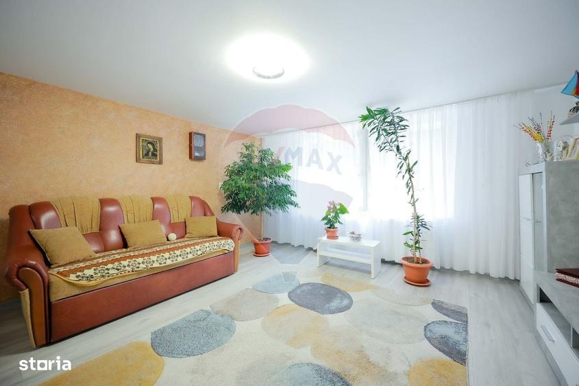 Casă cu 4 camere în Santăul Mic