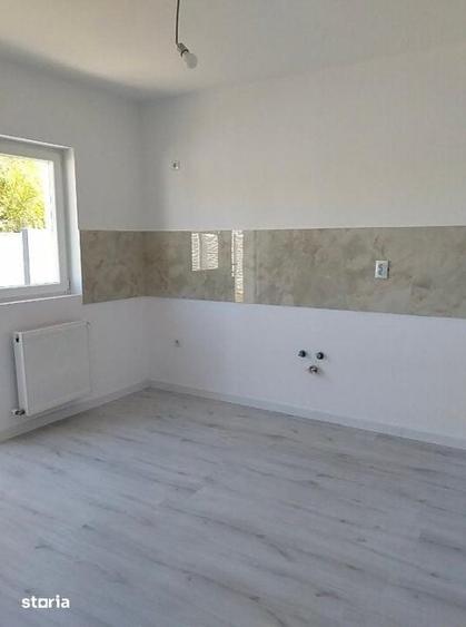 Casă cu 3 camere cu Teren 248 Mp în Central