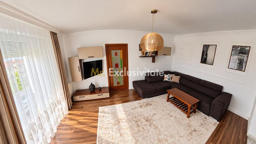 Apartament cu 4 camere decomandat, mobilat în Central