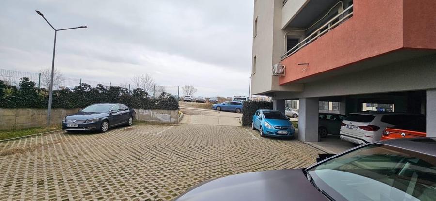 Apartament cu 2 camere decomandat, mobilat în Centură