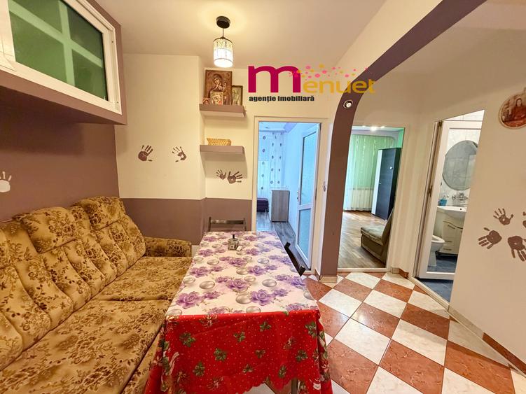 Apartament cu 2 camere decomandat în Neptun