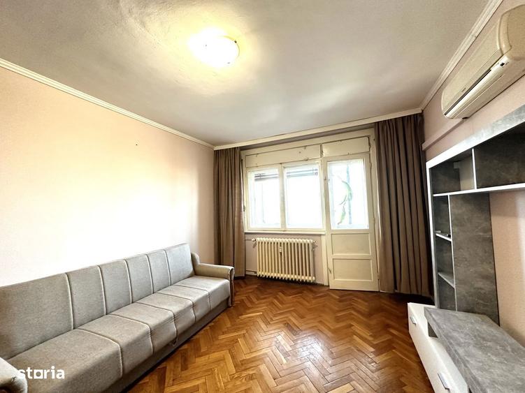 Apartament cu 2 camere semidecomandat, mobilat în Complex Studențesc