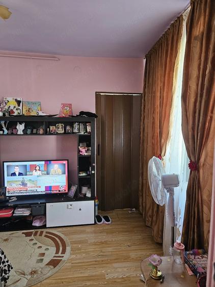 Apartament cu 2 camere nedecomandat în Trivale