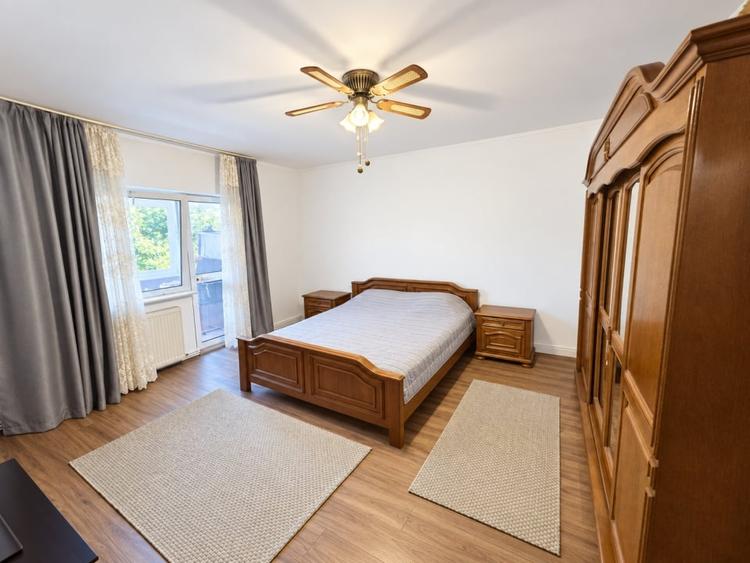 Apartament cu 4 camere decomandat în Găvana 3