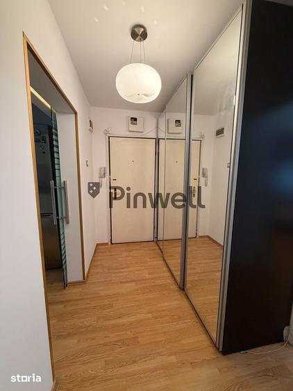 Apartament cu 3 camere în Drumul Taberei