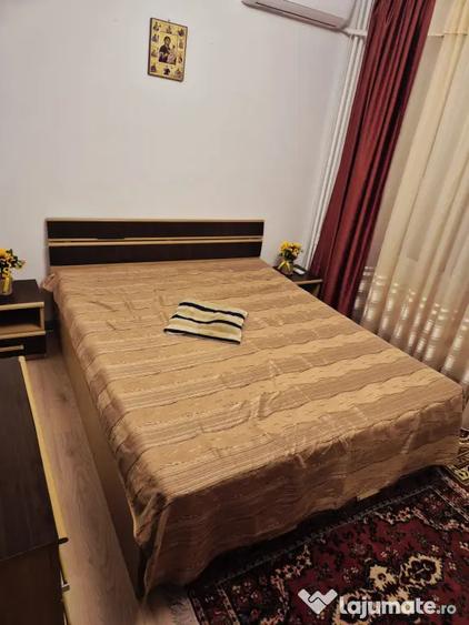 Apartament cu 3 camere semidecomandat în Militari