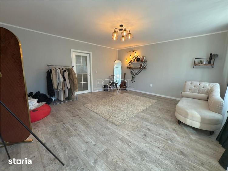 Casa, 120mp, 4 camere, 55mp Beci, cu Parcare, Str. Lunga - 13