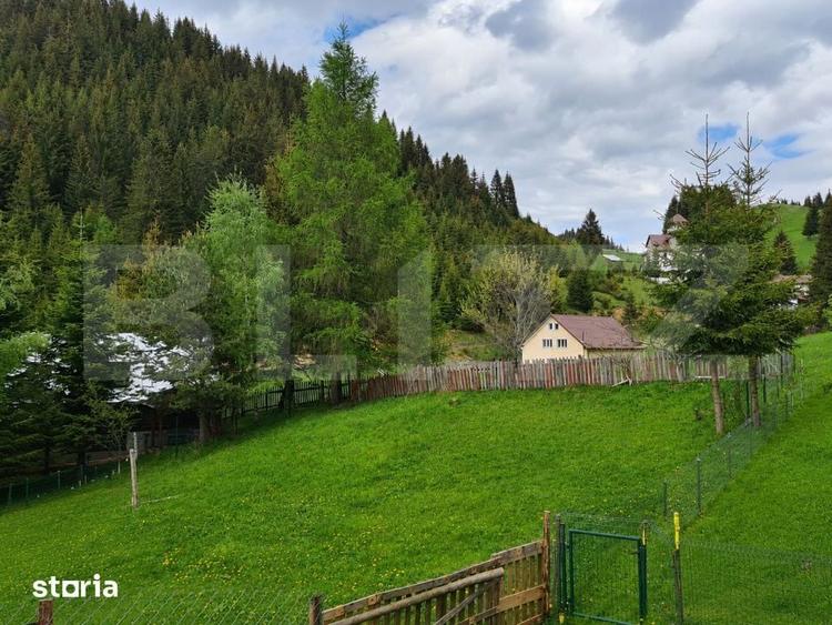 Teren de 400 mp, în Fundata
