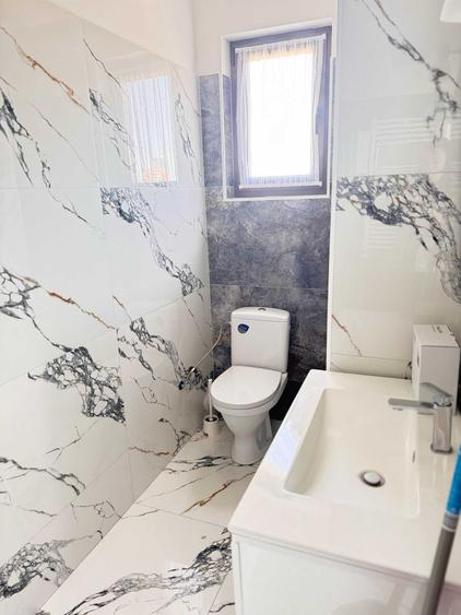 Apartament cu 2 camere semidecomandat în Jiului