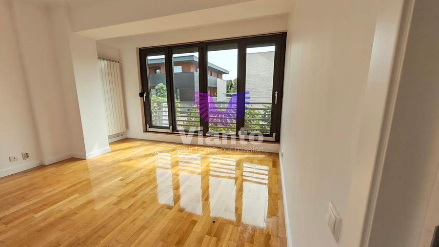 Apartament cu 2 camere semidecomandat, mobilat în Central