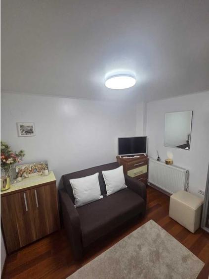 Casă cu 2 camere în Central