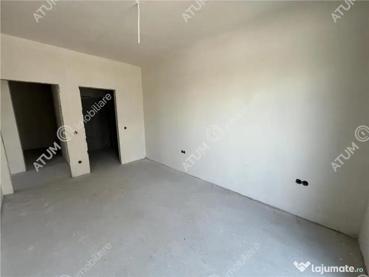 Apartament de 3 camere cu 2 bai si terasa etaj 2 zona Pictor - 1