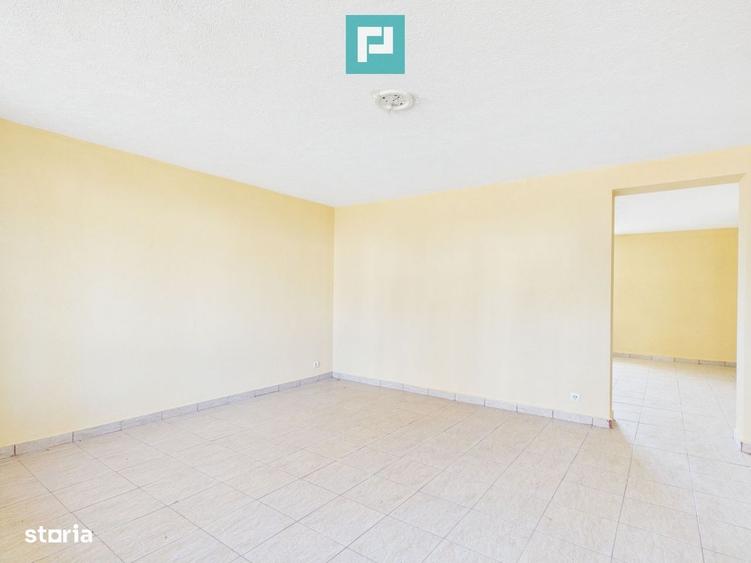 Casă cu 4 camere cu Teren 22919 Mp în Maciova