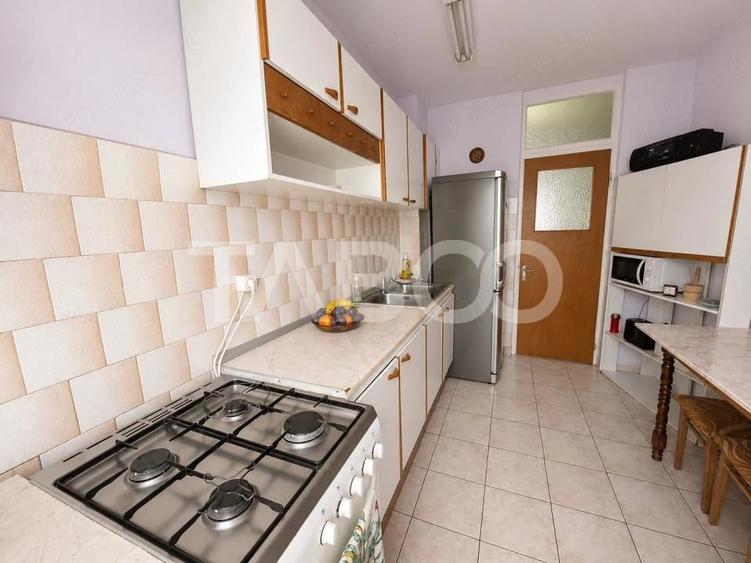 Apartament cu 3 camere decomandat în Terezian