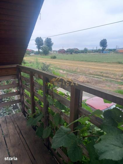 Casă cu 3 camere cu Teren 400 Mp în Berceni