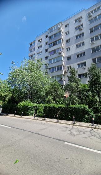 Apartament cu 2 camere decomandat, mobilat în Kiseleff