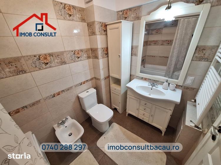 Apartament cu 3 camere decomandat în Banca Națională
