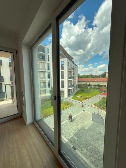 Apartament cu 2 camere decomandat în Cantemir