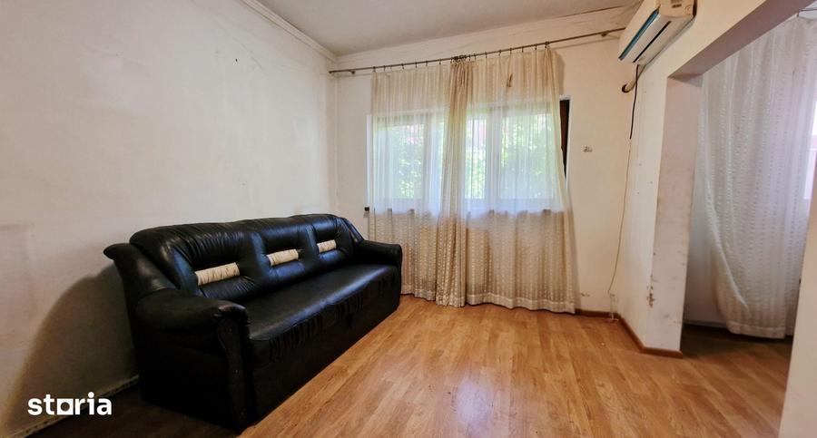 Apartament cu 2 camere semidecomandat în Grivița