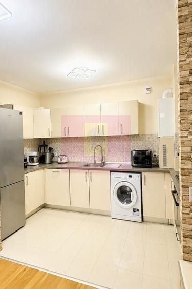 Apartament cu 4 camere decomandat în Dristor