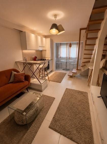 Apartament cu 3 camere decomandat, mobilat în Mihai Bravu