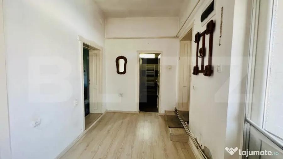 Casă cu 3 camere cu Teren 374 Mp în Central