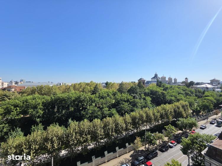 Apartament cu 2 camere decomandat în Centrul Civic