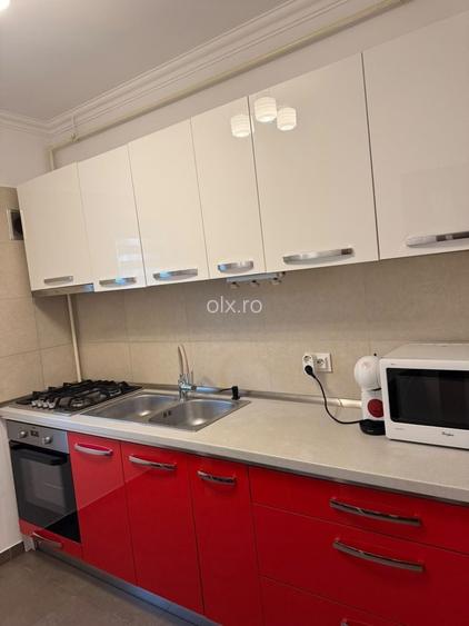 Inchiriez apartament 3 camere Militari