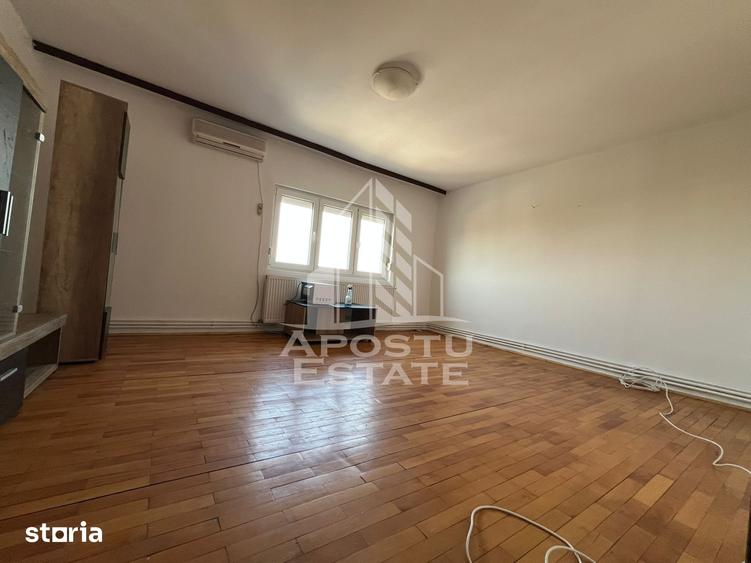 Apartament cu 3 camere decomandat în Iosefin