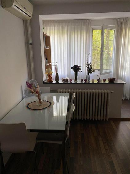 Apartament cu 2 camere circular în Bucur Obor