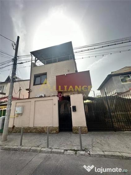 Casă cu 4 camere cu Teren 160 Mp în Berceni