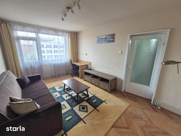 Apartament cu 4 camere în Central