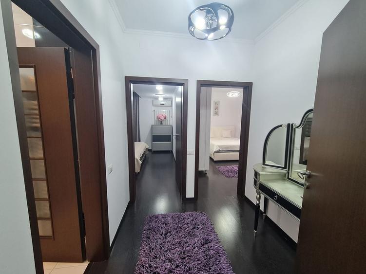 Apartament cu 4 camere decomandat în Herăstrău