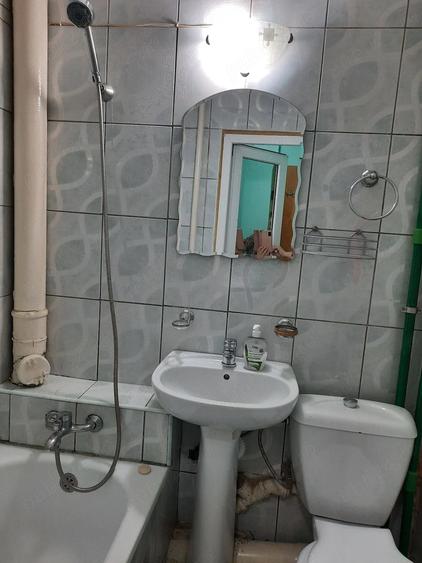 Apartament cu 2 camere semidecomandat în Șagului