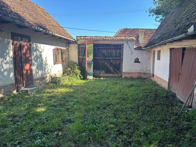 Casa la 35 de km de Sibiu