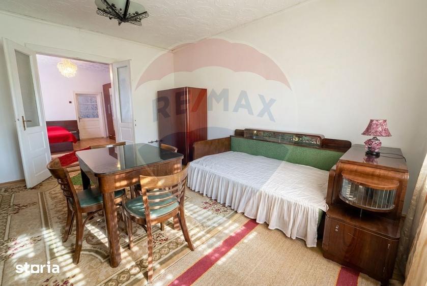 Casă cu 3 camere cu Teren 617 Mp în Central