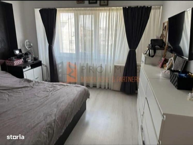 Apartament cu 3 camere decomandat în Lacu